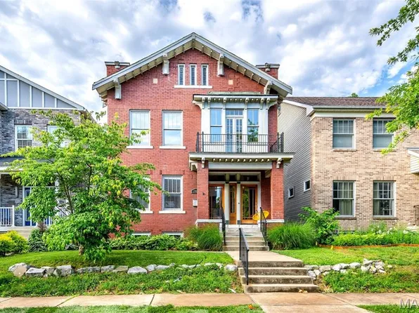 5782 McPherson Ave, Saint Louis, MO 63112