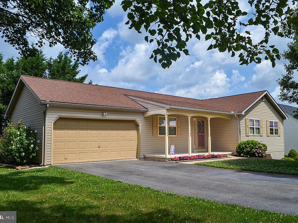 1st image of 85 Chatham Ln