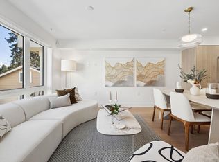 578 W 24th Ave #202, Vancouver, BC