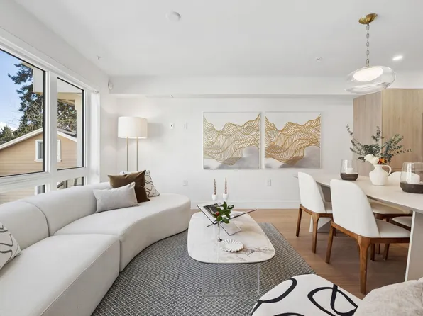 578 W 24th Ave #202, Vancouver, BC V5Z 2B4