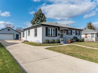 8222 22nd Ave, Kenosha, WI 53143