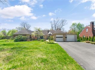 3648 Glenmere Dr, Youngstown, OH