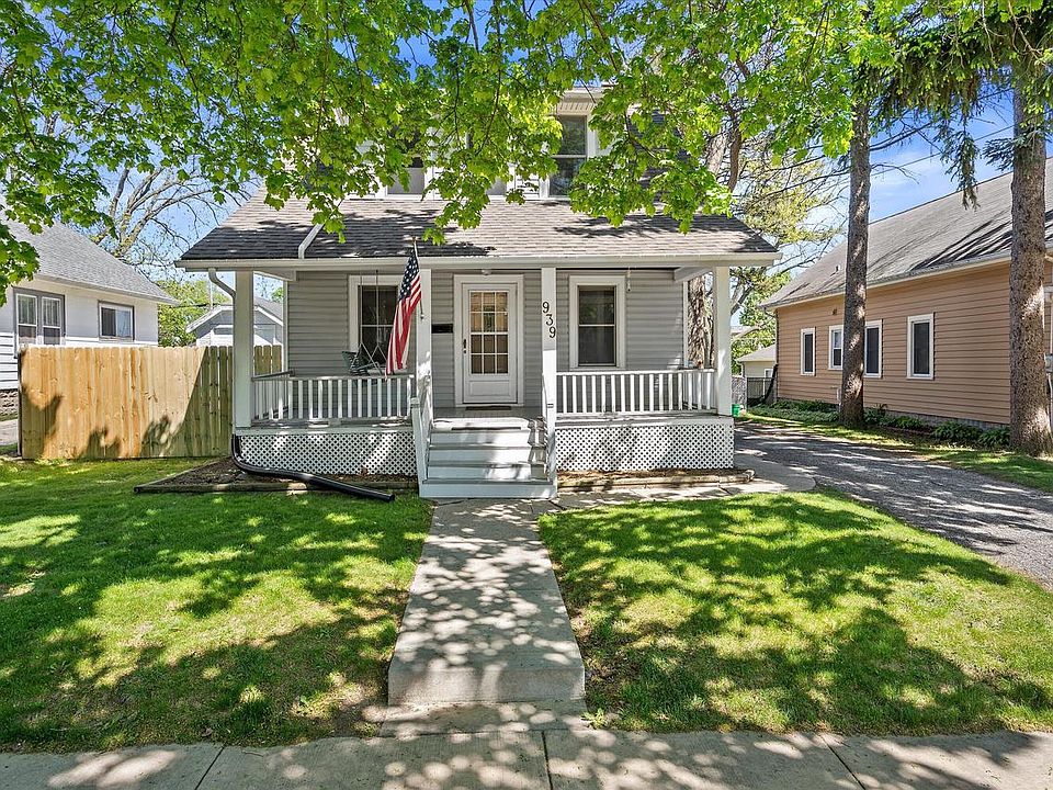 1st image of 939 N Greenfield AVENUE