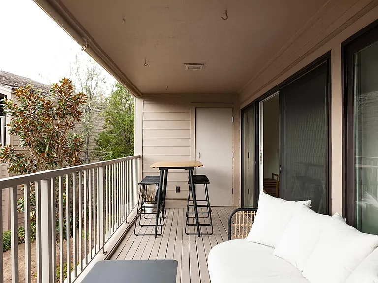 295 Sea Forest Ct — Photo 33