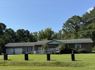 770 Harrison Creek Rd, Rocky Pt, NC 28457