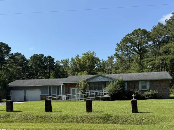 770 Harrison Creek Road, Rocky Point, NC 28457