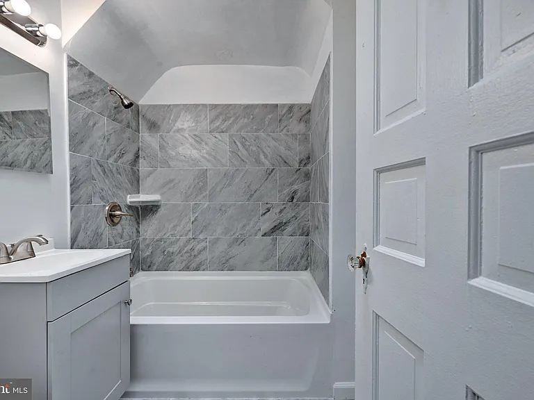 4607 N Capitol St NE — Photo 17