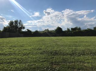 421 Wilson Park Ln, Granite City, IL 62040