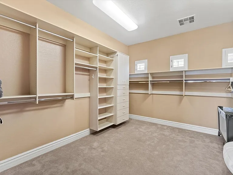 4053 E Thunderheart Ct — Photo 48
