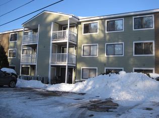 5 Bridgeview Cir UNIT 11, Tyngsboro, MA 01879