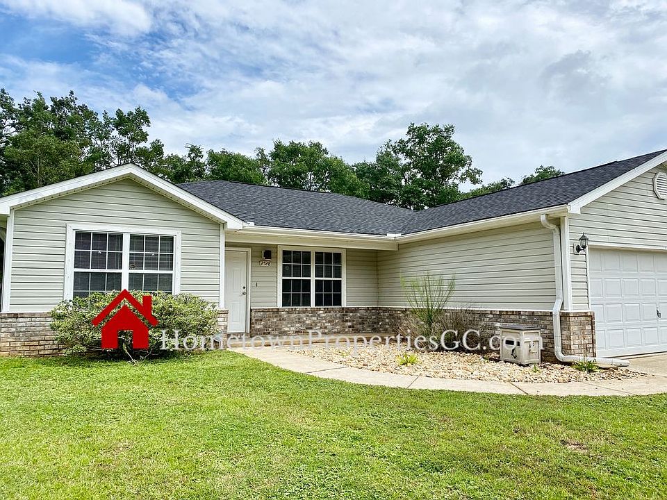 1st image of 2528 Gator Ln