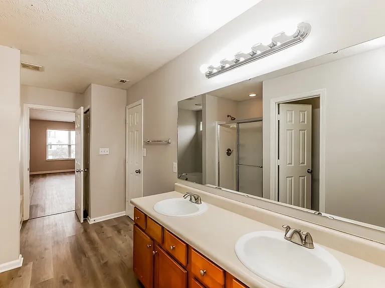 5742 Twin River Ln — Photo 14
