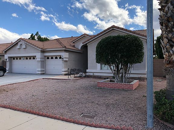 2nd image of 3229 E Irwin Ave