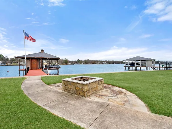 110 Northwood Pl, Enchanted Oaks, TX 75156