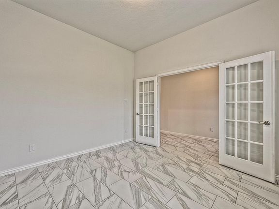 5th image of 40232 S Heron Heights Way