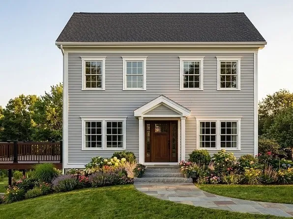 349 SW Main St, Douglas, MA 01516