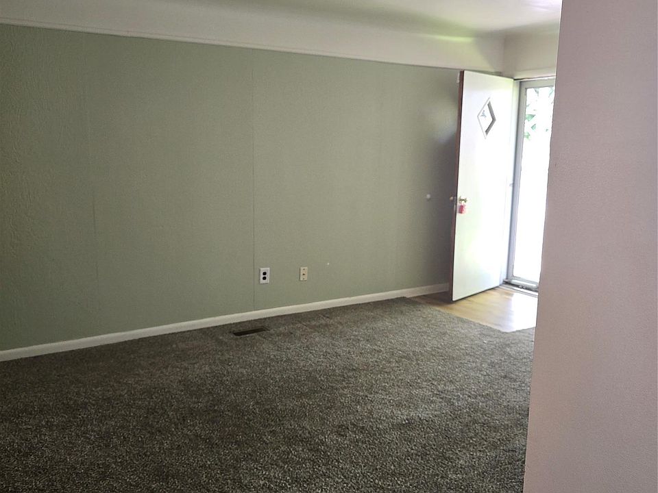 1521 Electric Ave, photo 13