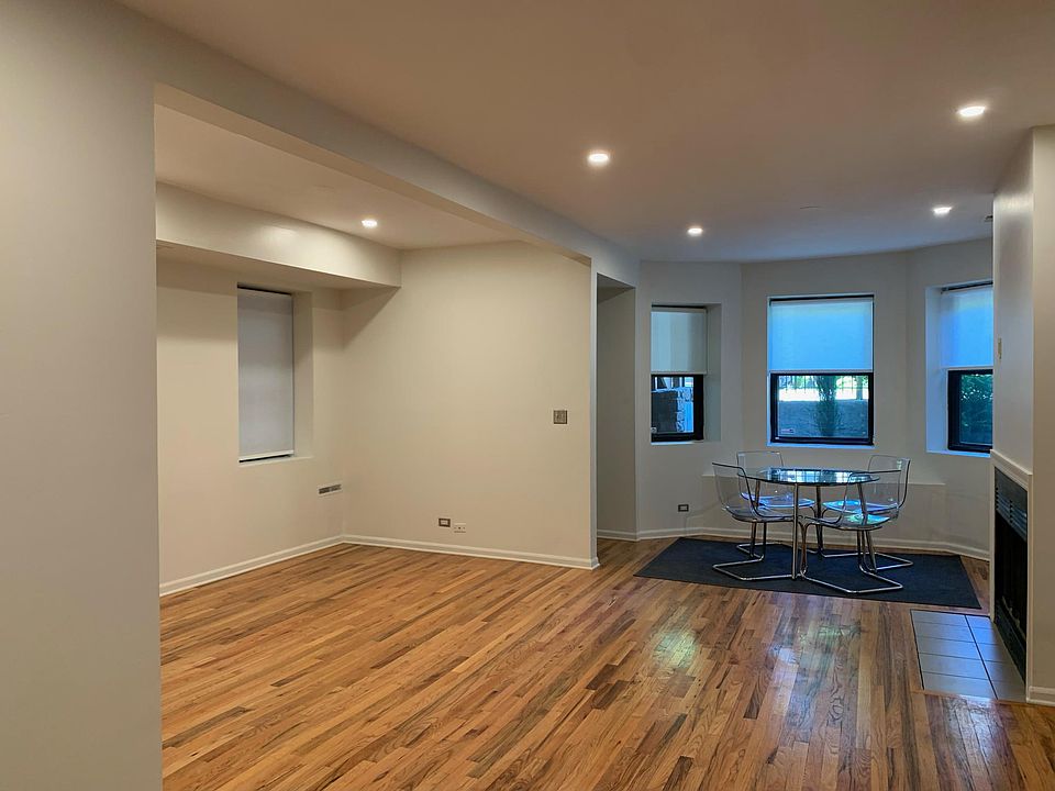 1st image of 1634 N Winchester Ave #2G