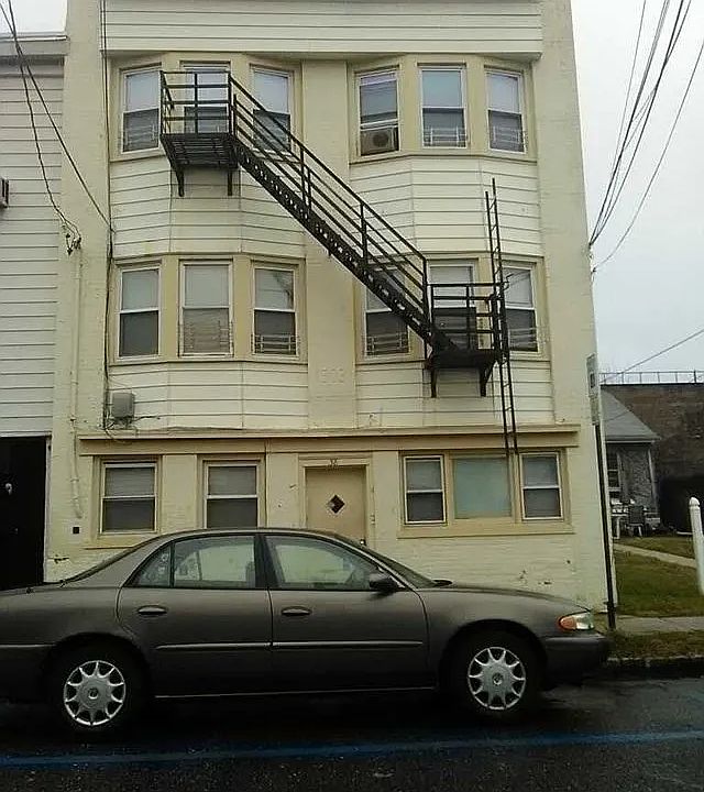 1st image of 38 Edison St APT 3