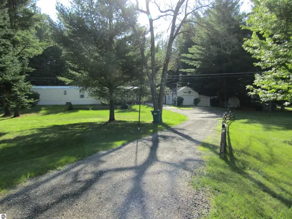 3719 Rifle River Trl, Prescott, MI 48756