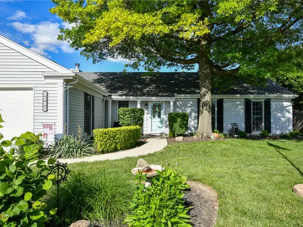1438 Robinhood Dr, Dayton, OH 45449