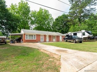 107 Deerfield Dr, Enterprise, AL 36330