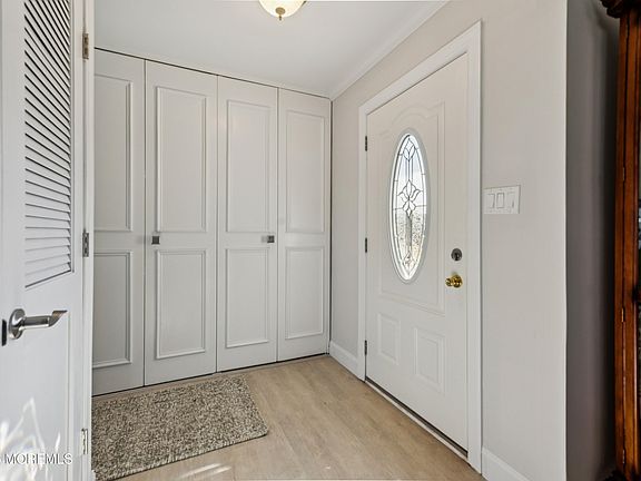 3rd image of 121 Whittier Road