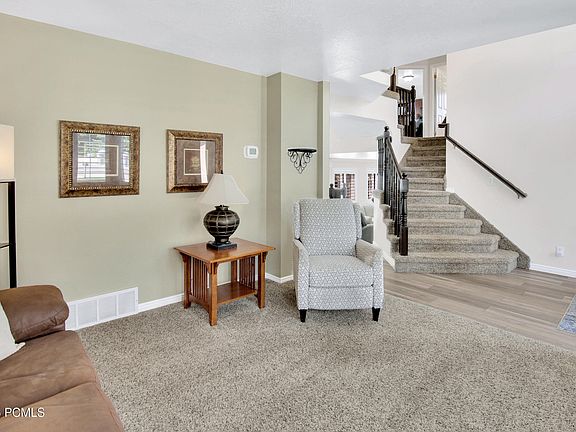 5th image of 2057 Ryan Cir
