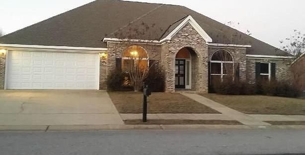 1st image of 1862 Harrison Dr