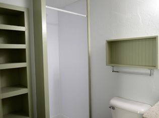 717 W Minnesota Ave APT 4, Chickasha, OK 73018