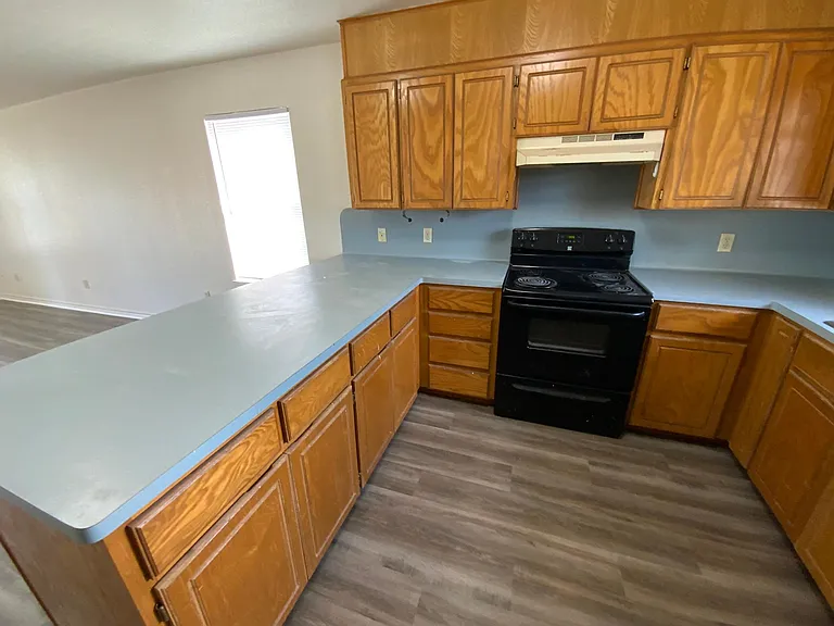 103 Valley Cir #B — Photo 7