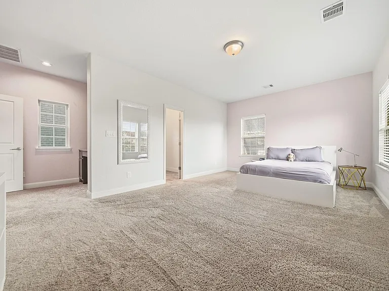 5735 Genoa Springs Ln — Photo 32