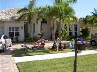 3808 Davie Blvd, Davie, FL 33312