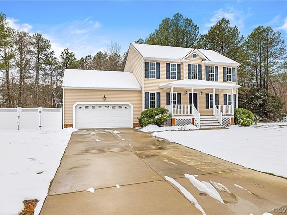3rd image of 2804 Glen Cove Ct