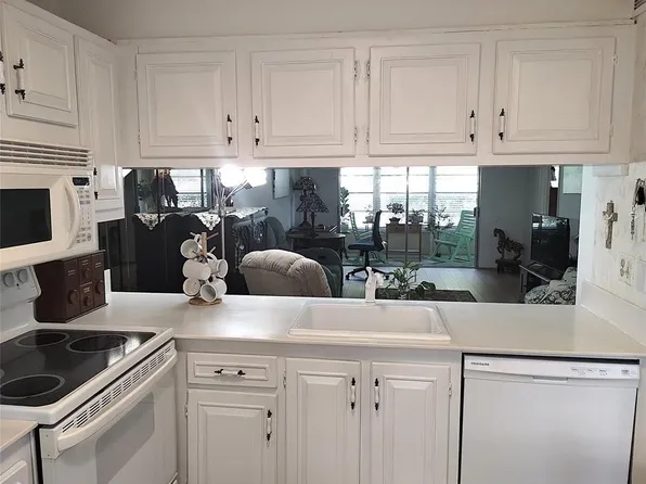 2601 Nassau Bend #E1, Coconut Creek, FL 33066