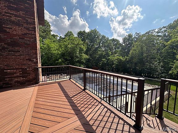 4th image of 15012 Bay Hills Dr