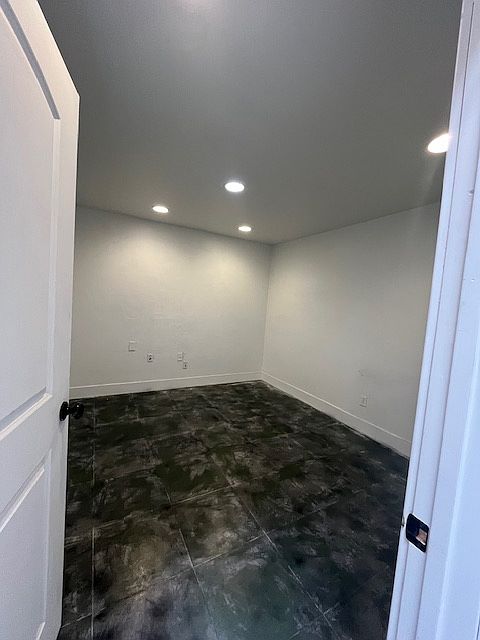 1st image of 3148 El Camino Real #6