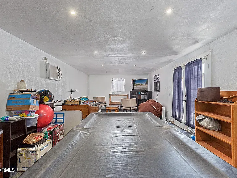 3314 W Port Au Prince Ln — Photo 12
