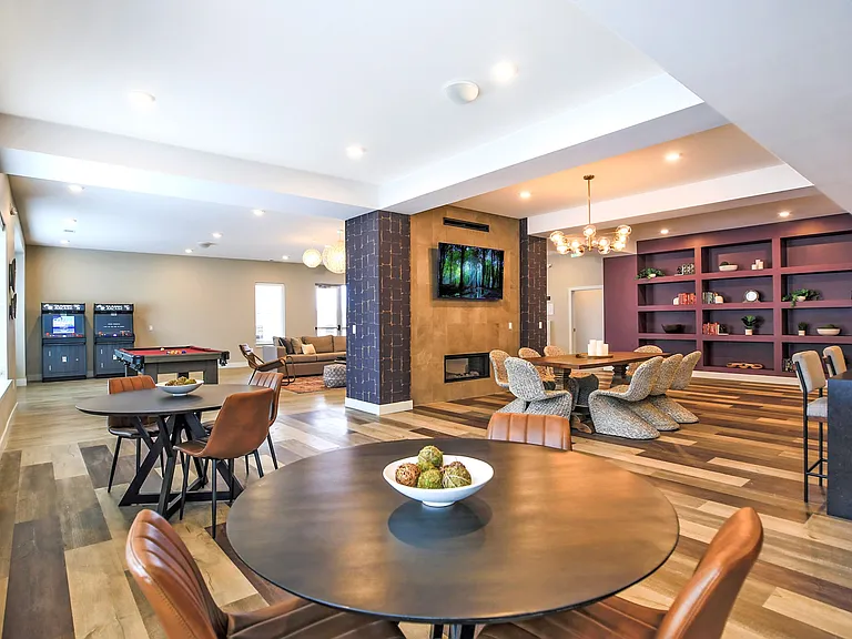 Livery Modern Apartments — Photo 27