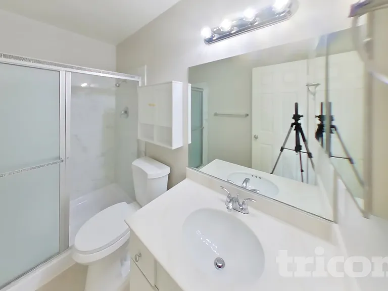 5429 Requa Ave — Photo 9