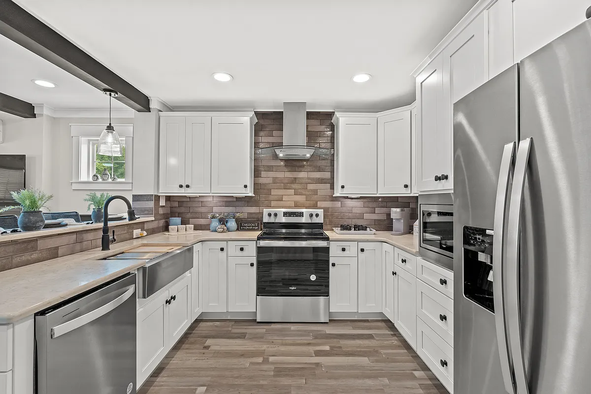 Building Photo - Rolling Hills Estates