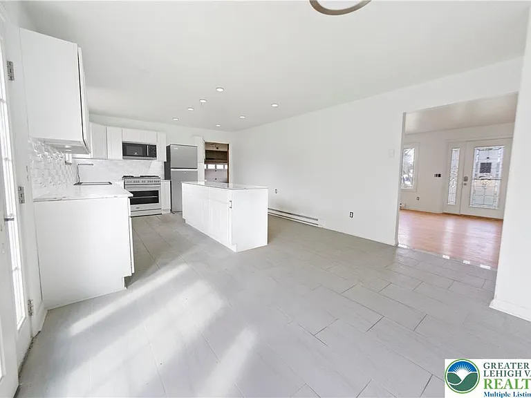 1471 2nd St — Photo 16
