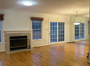 35 W Countryside Dr, Princeton, NJ 08540