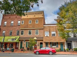 22 N Market St #C, Selinsgrove, PA 17870