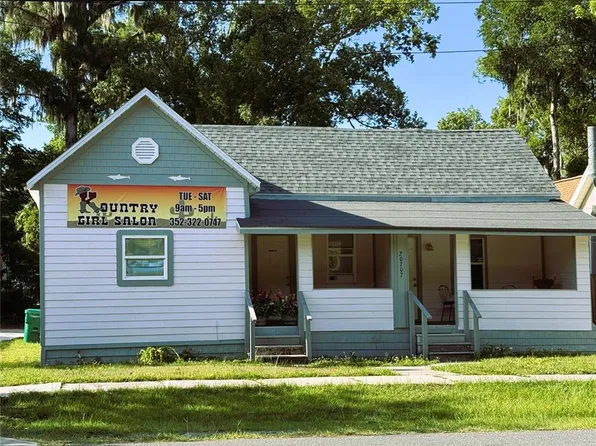 20707 Walnut St, Dunnellon, FL 34431