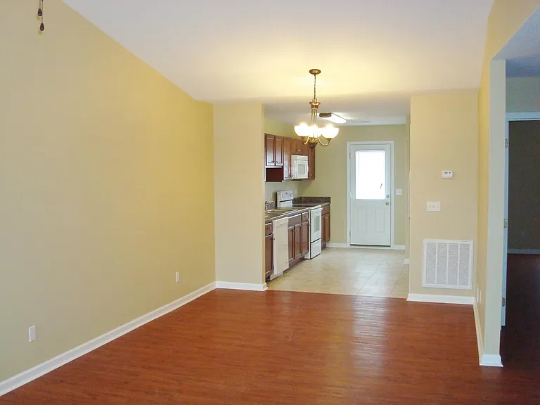 W Wind Dr — Photo 3
