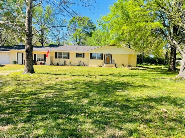 701 Beeler St, Poteau, OK 74953