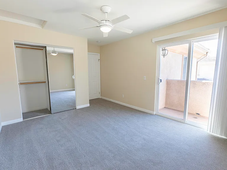 9323 State St — Photo 9