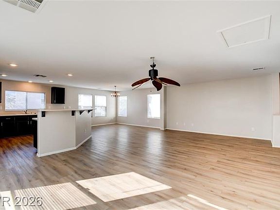 4th image of 9527 Violet Sunset Ave