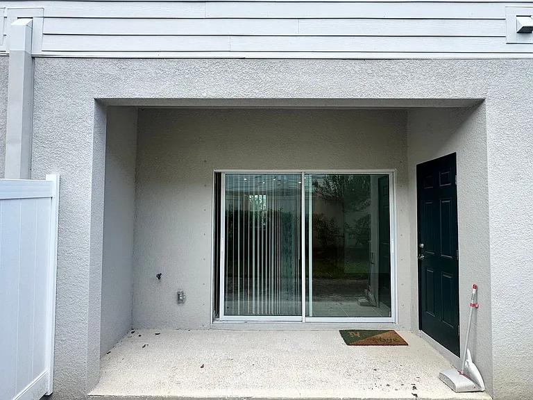 8528 Daybreak St — Photo 9